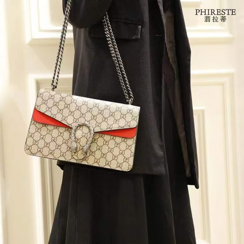 翡拉蒂 祥瑞龙头包